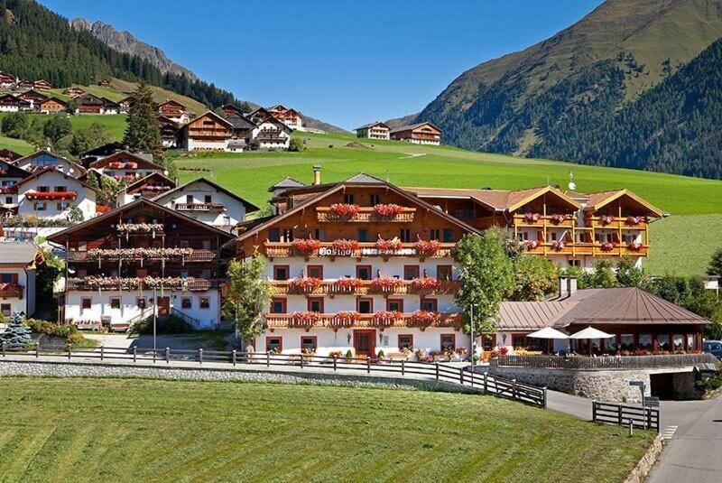 Hotel Hofmann Santa Maddalena in Casies Esterno foto